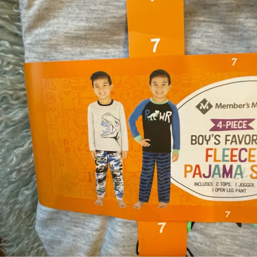 Boys' Favorite Fleece Pajama Set - Gray and Black 2 pack